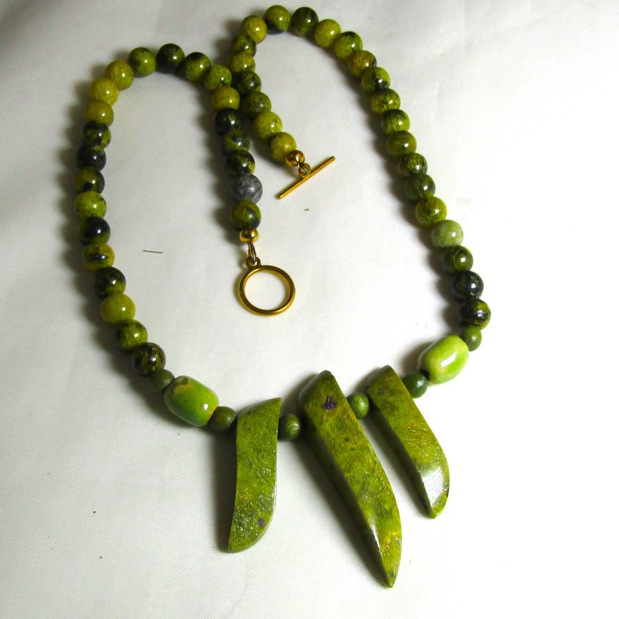bib necklace