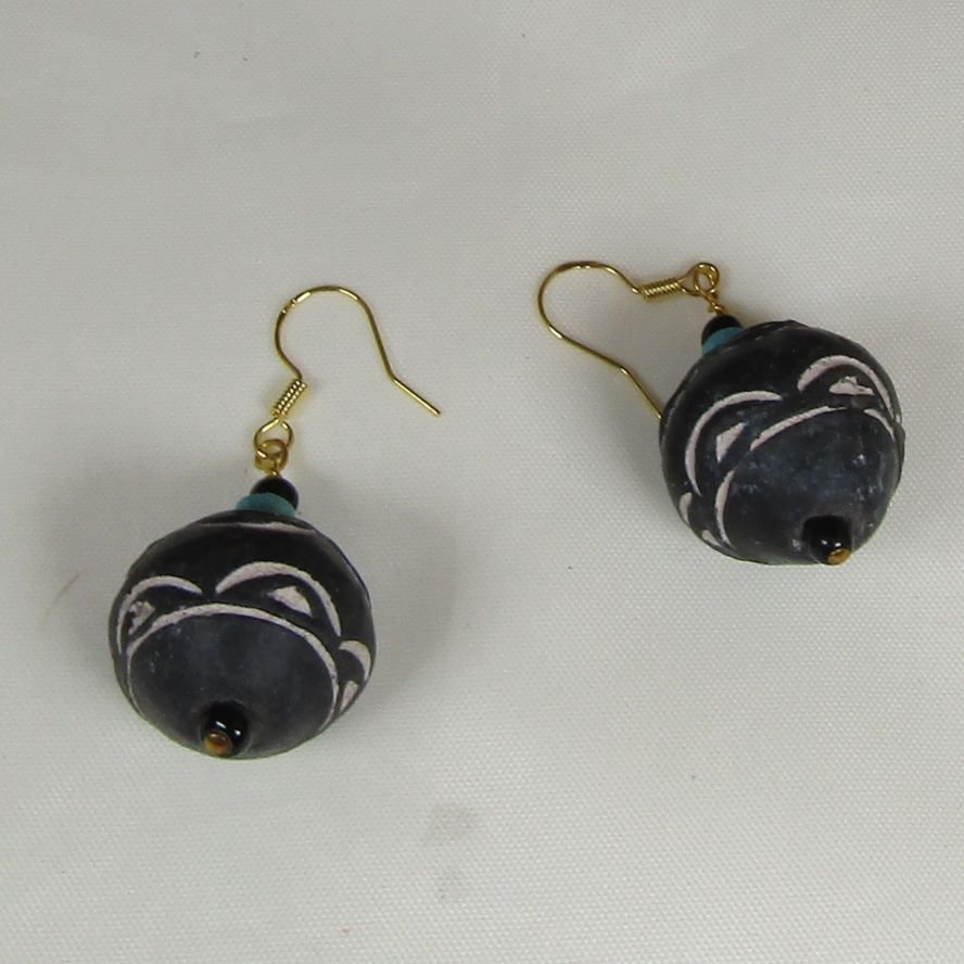 Black Teardrop Earrings