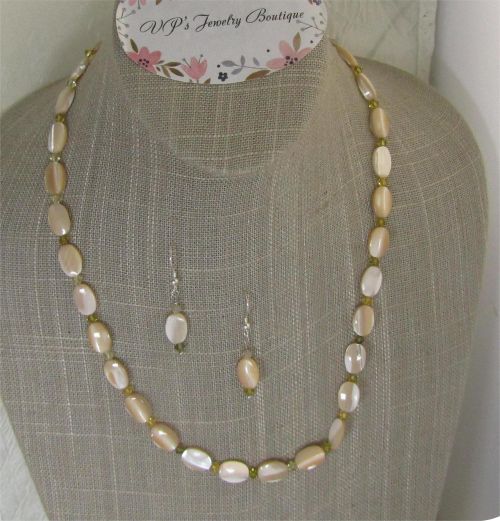 Mother Of Pearl Shell Jewelry Set