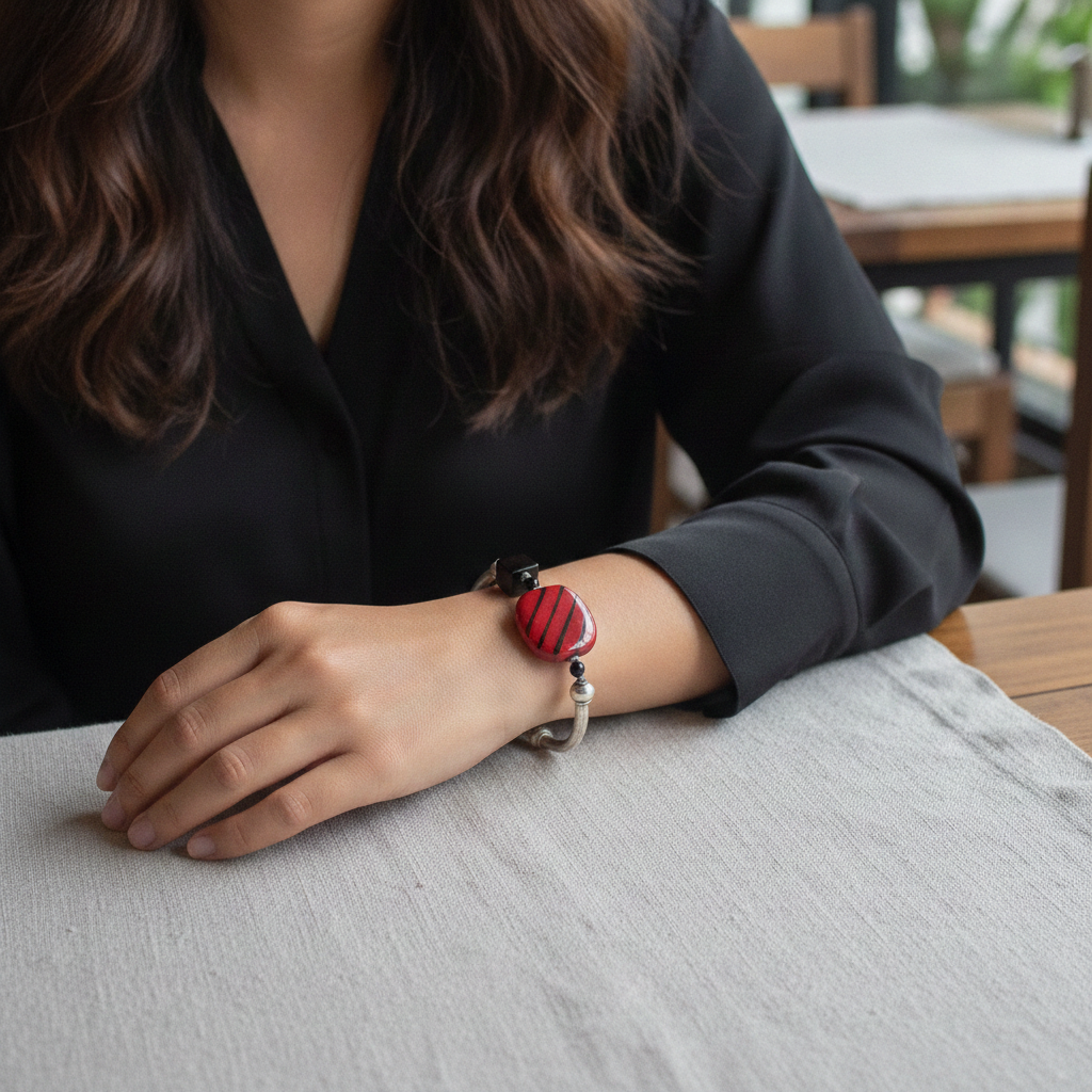 Fair Trade Kazuri Bangle Bracelet in Red and Black.