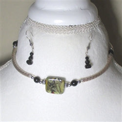 Exquisite Black Artisan Bead Necklace & Earrings Set - VP's Jewelry  