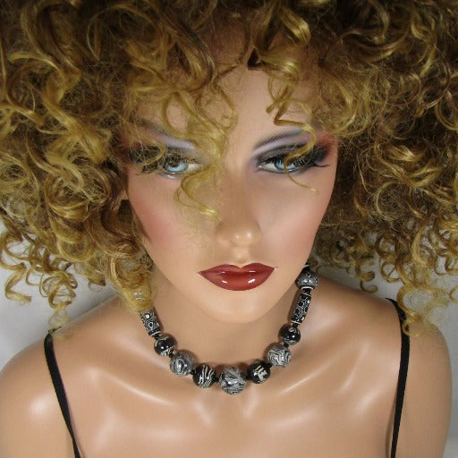 Black & White Handmade Bead Necklace - VP's Jewelry