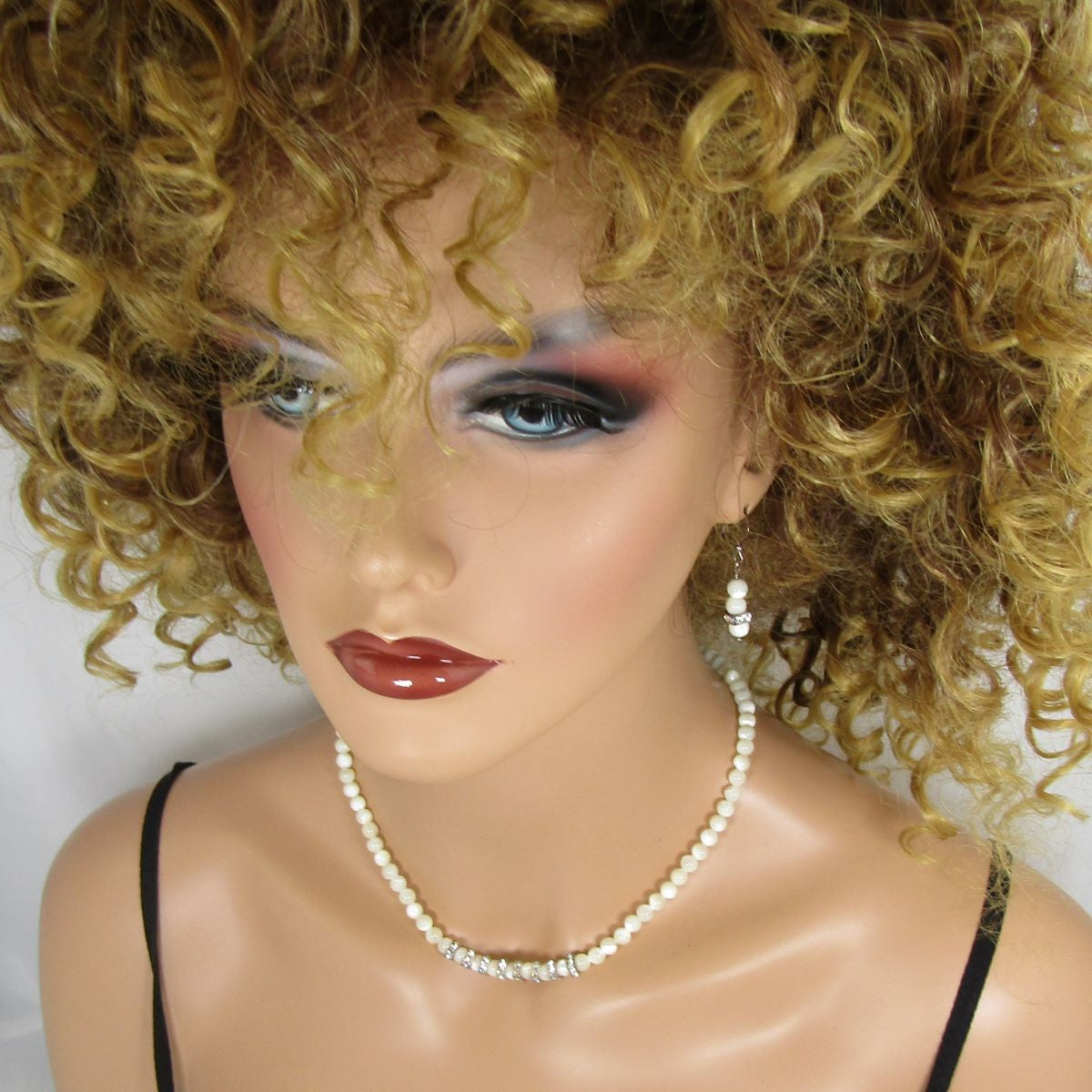 Mother of Pearl Necklace and Earrings for your Wedding Day - VP's Jewelry  