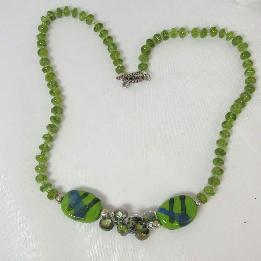 Green Handmade Kazuri and Peridot Beaded Necklace - VP's Jewelry 