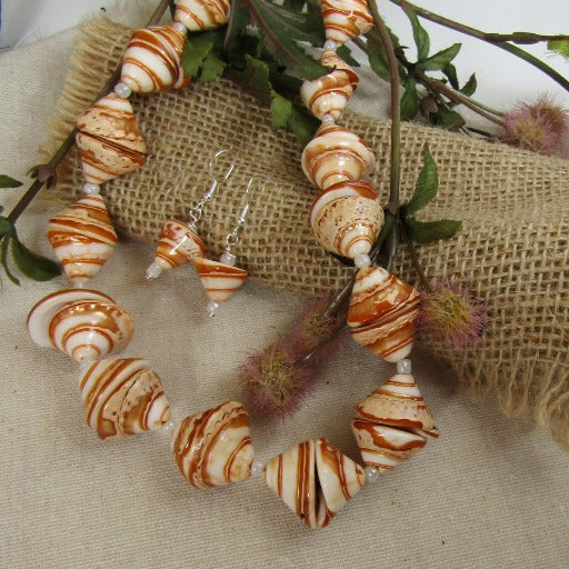 Cream & Tan Sea Shell Necklace & Earrings