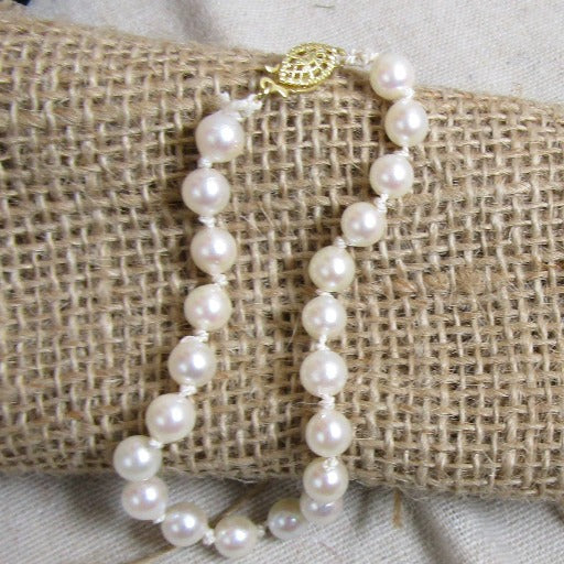 Delicate Pearl Beaded Bracelet - VP's Jewelry