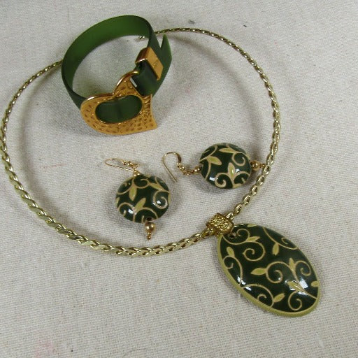 Handmade Artisan Designer Jewelry Set in Green - VP's Jewelry  