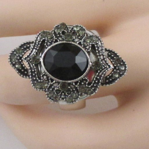 Fashion Ring in Black Rhinestone Size 8