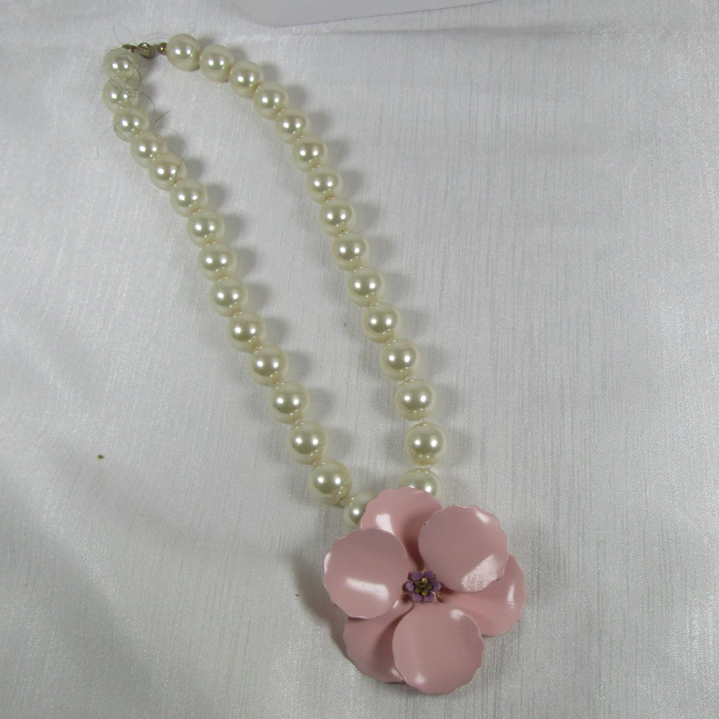 Statement Necklace in Pearl With Pink Poppy Pendant - VP's Jewelry 
