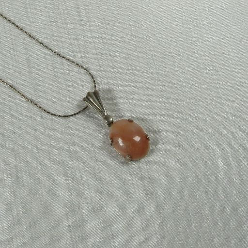 Bloody Quartz Pendant Necklace - VP's Jewelry