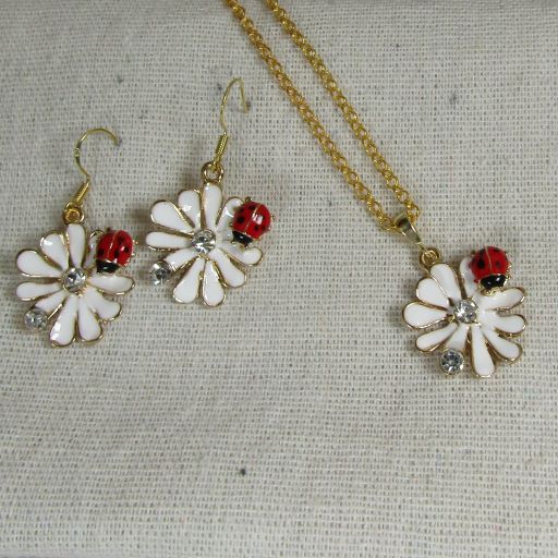 Cute Daisy with Ladybug Designer Set - VP's Jewelry