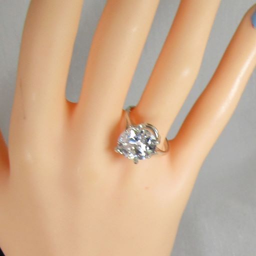 sparkly ring