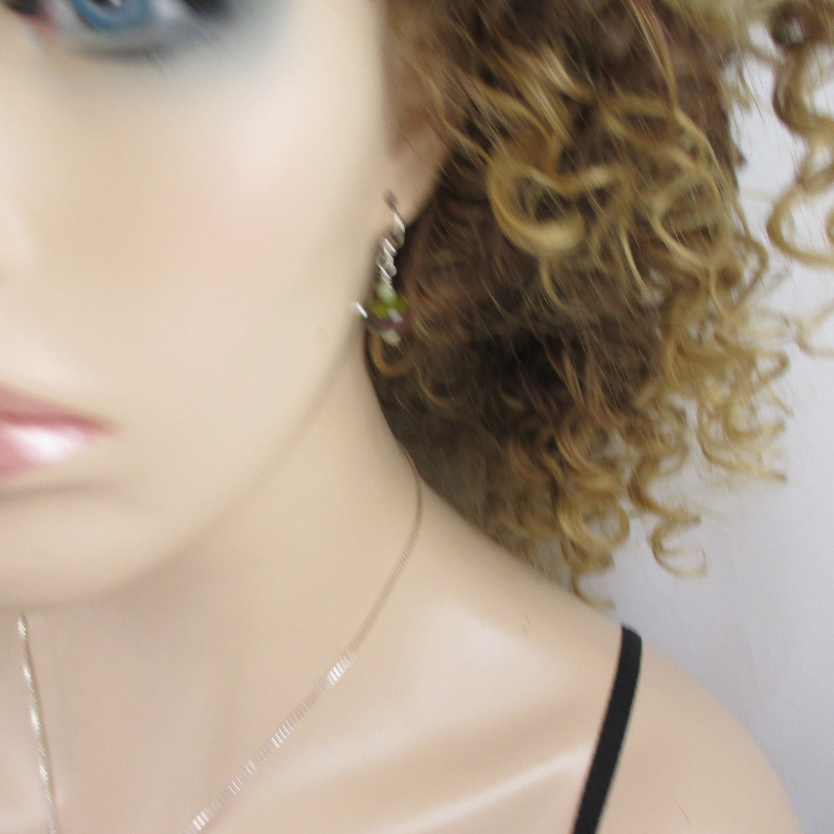 Handmade Green Artisan Bead Pendant Necklace & Earrings - VP's Jewelry