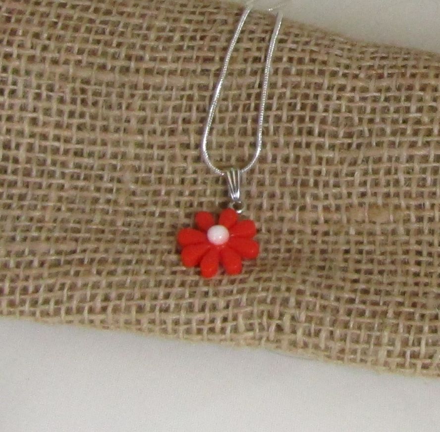 red flower pendant
